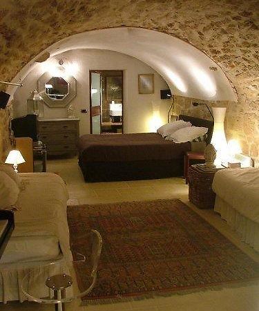 La Villageoise, Chambre Troglodyte Pitoresque Au Coeur Du Village Rognes Oda fotoğraf