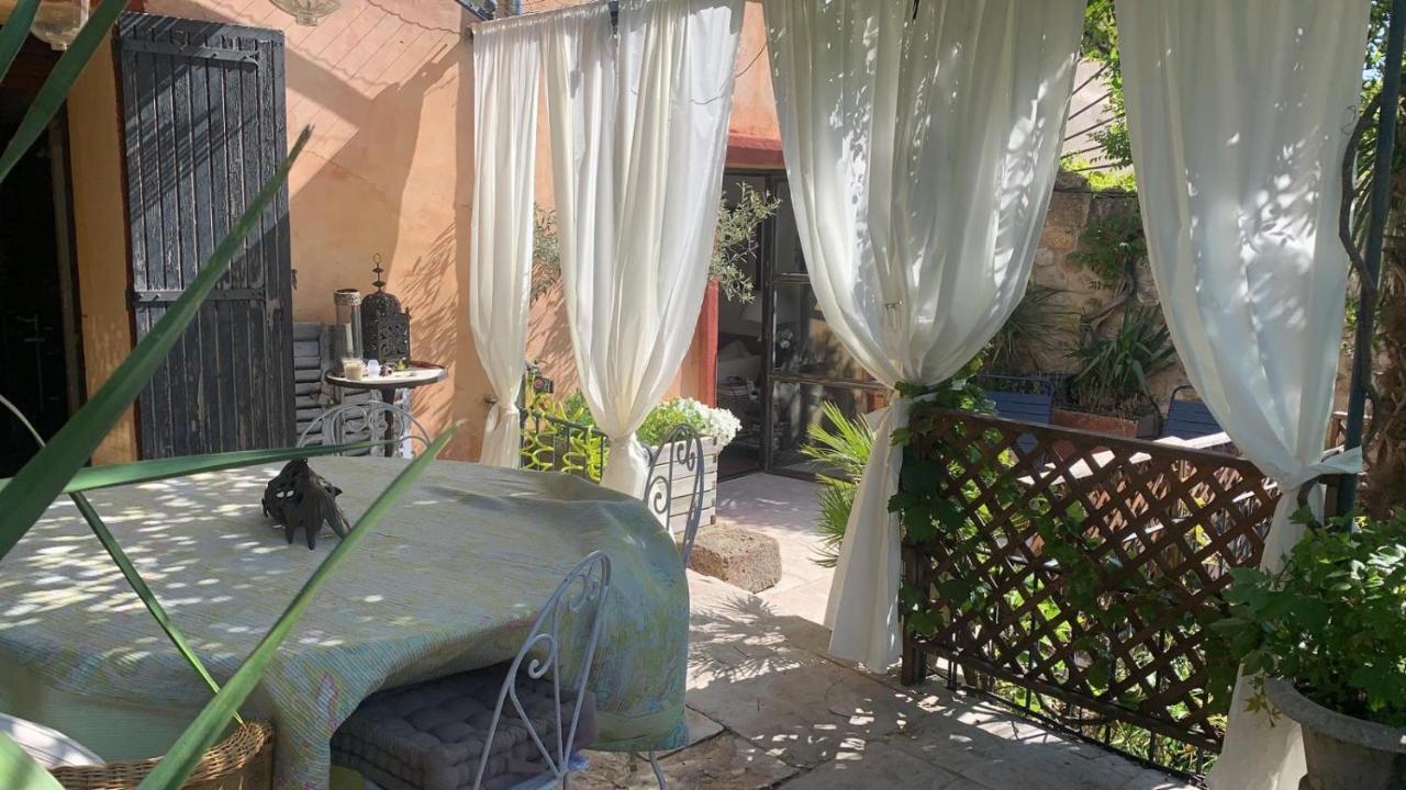 La Villageoise, Chambre Troglodyte Pitoresque Au Coeur Du Village Rognes Dış mekan fotoğraf